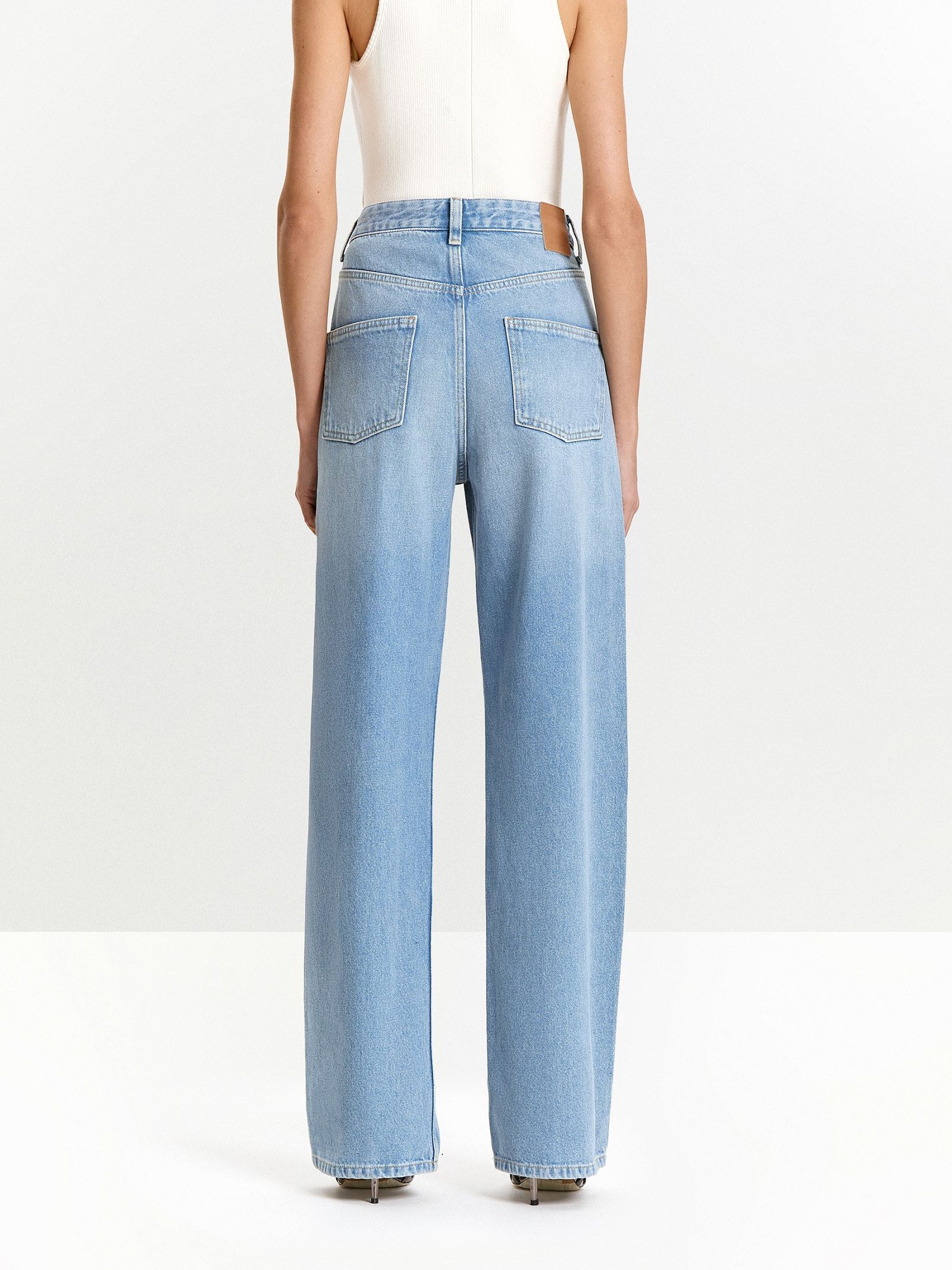 Джинсы Loose Fit 557